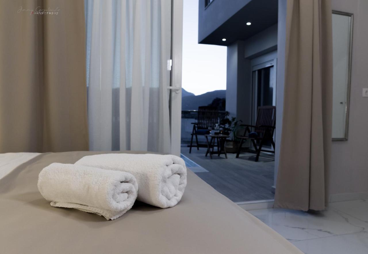 Sunset Brand New Luxury Apt With Pool & Sea View Karpathos Exterior photo